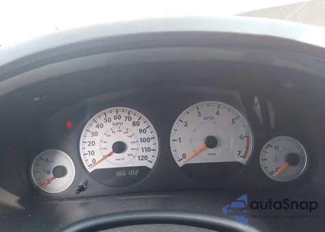 2006 Chrysler Town & Country Touring z USA, uszkodzony, nr VIN 2A4GP54L36R740307